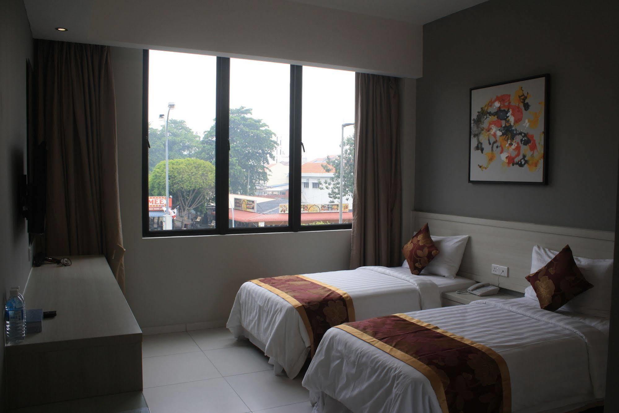 Aurora Hotel Malacca Exterior foto