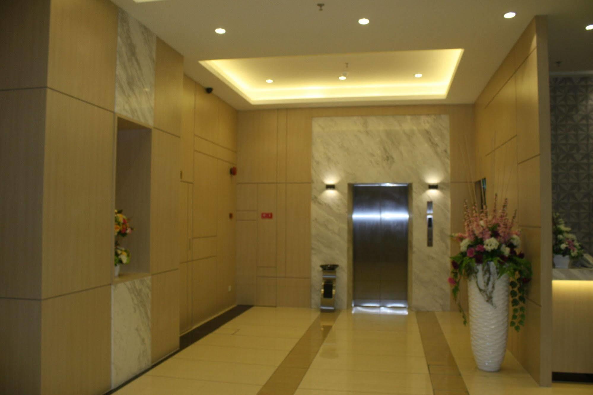 Aurora Hotel Malacca Exterior foto